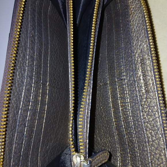 Burberry Authentic Shimmer Buckle Tote Bag & Wallet Excellent Condition - Picture 11 of 12